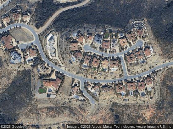 8723 Avenida Mirador